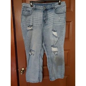Maurices Distressed Jeans size 18W
